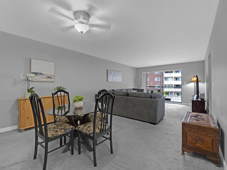 302-2678 Mccallum Road, Abbotsford, BC, V2S 6X3 - 2