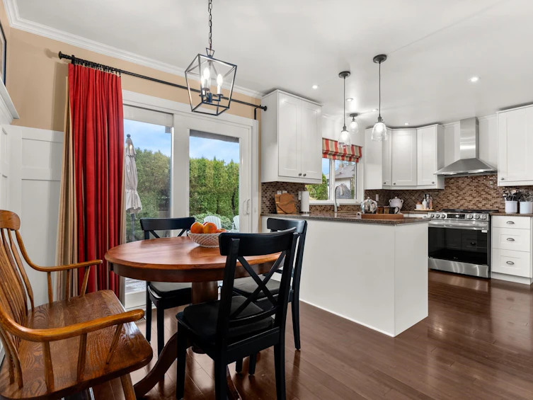 12239 212 Street, Maple Ridge, BC, V2X 8S4 - 18