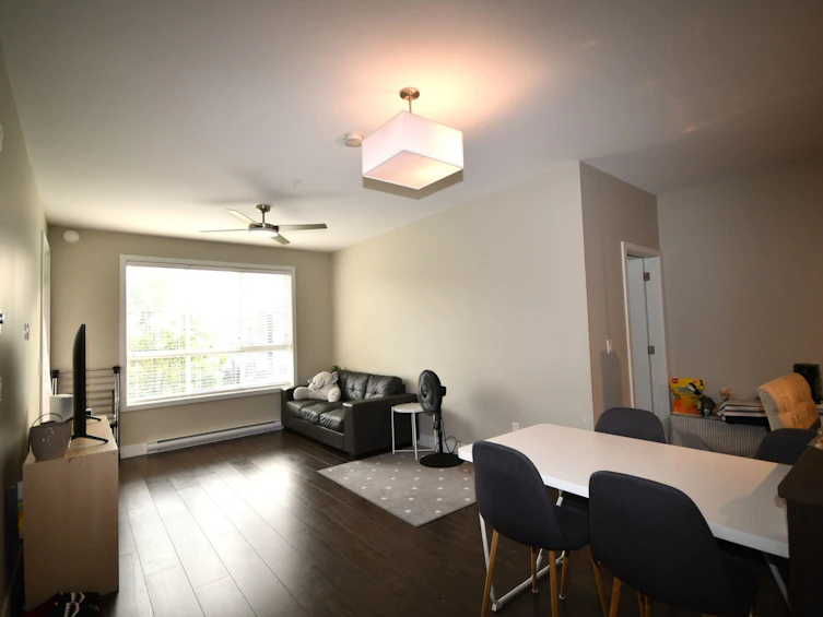 201-1948 North Parallel Road, Abbotsford, BC, V3G 0H2 - 7