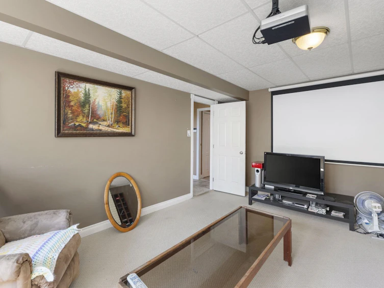945 Delestre Avenue, Coquitlam, BC, V3K 2G7 - 23