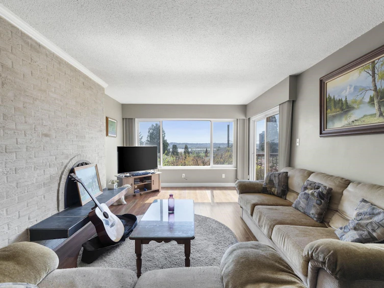 945 Delestre Avenue, Coquitlam, BC, V3K 2G7 - 3