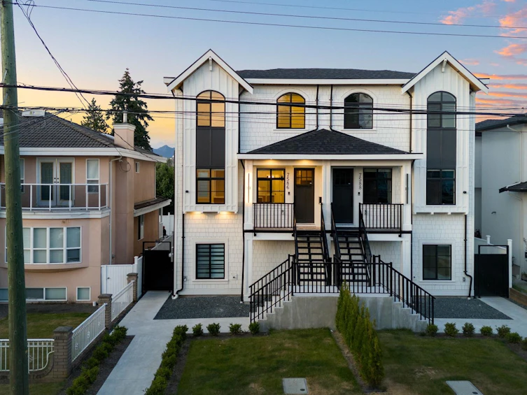 7586 2nd Street, Burnaby, BC, V3N 3R6 - 3
