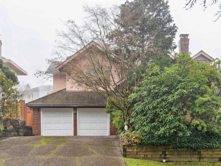 8250 Lakefield Drive, Burnaby, BC, V5E 4G7 - 2