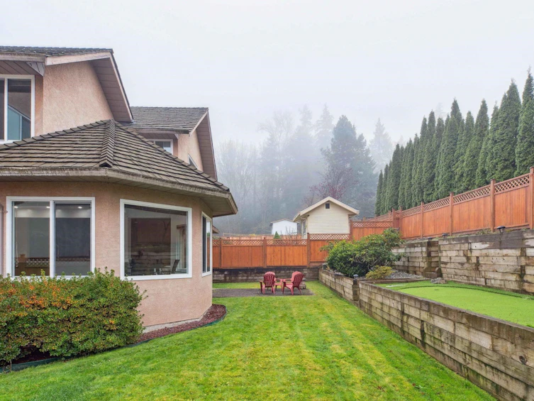 8250 Lakefield Drive, Burnaby, BC, V5E 4G7 - 24