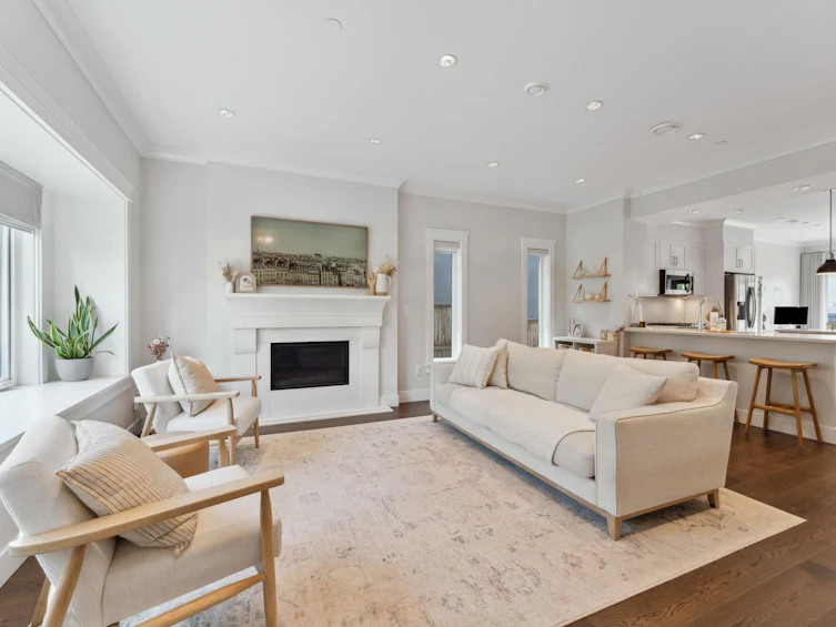 625 E 4th Street, North Vancouver, BC, V7L 1J9 - 2