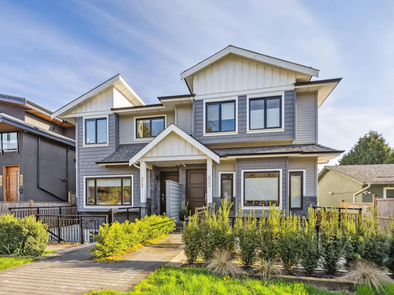 625 E 4th Street, North Vancouver BC