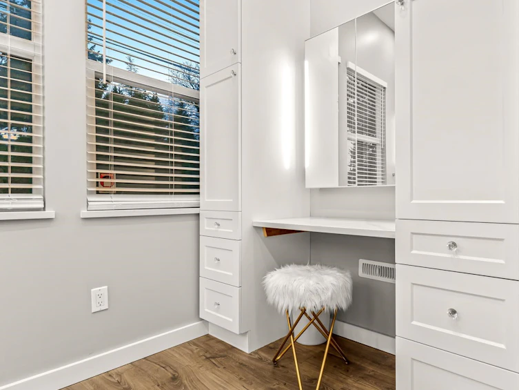 7312 Broadway, Burnaby, BC, V5A 1S2 - 25
