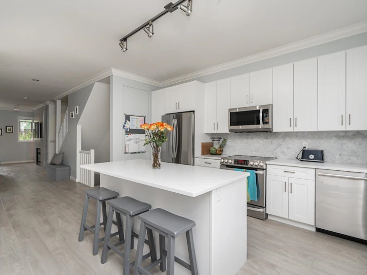 22-6033 168 Street, Surrey, BC, V3S 3X7 - 9