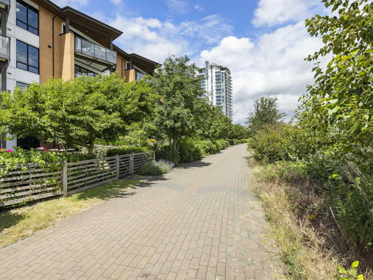 412-220 Salter Street, New Westminster, BC, V3M 0H4 - 28