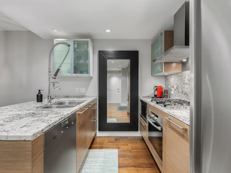 2003-1111 Alberni Street, Vancouver, BC, V6E 4V2 - 15
