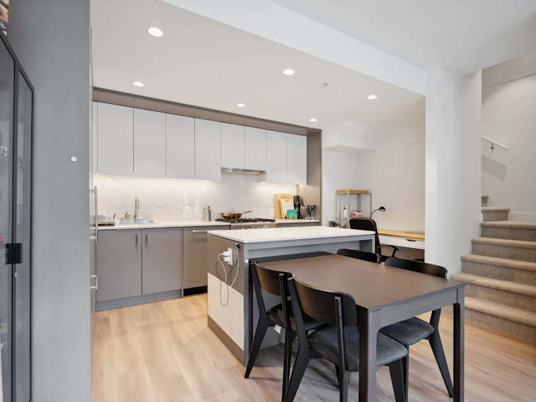 206-6085 Irmin Street, Burnaby, BC, V5J 5C5 - 7