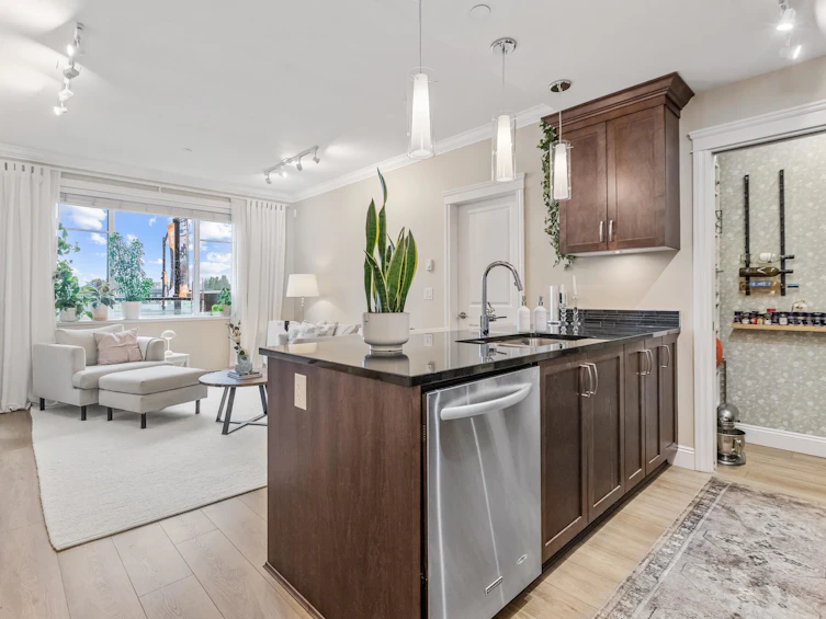 202-11862 226 Street, Maple Ridge, BC, V2X 9C8 - 4