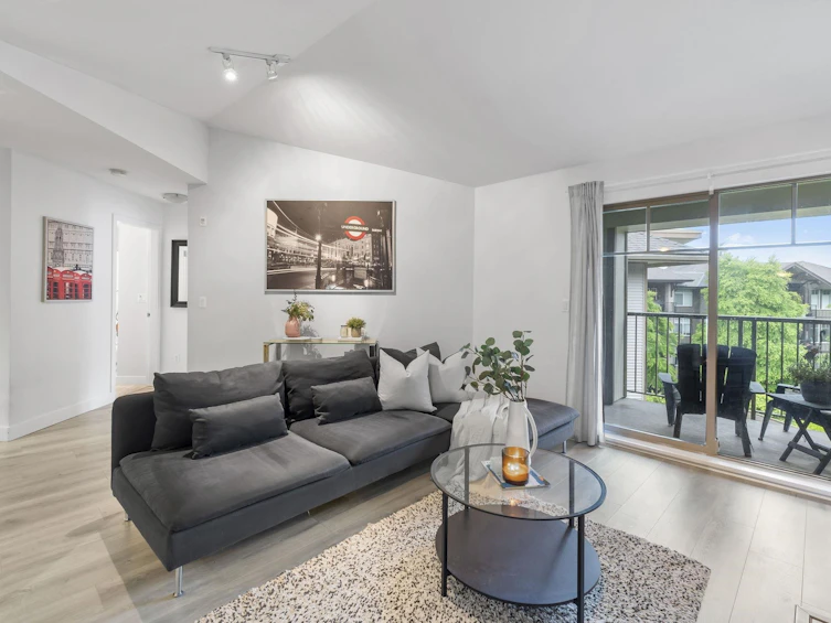 402-12248 224 Street, Maple Ridge, BC, V2X 8W6 - 2