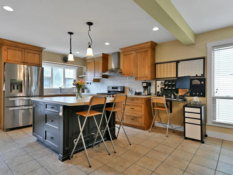 10906 80 Avenue, Delta, BC, V4C 1W3 - 9