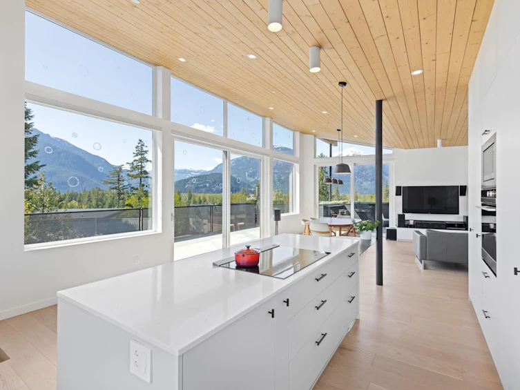 1764 Pinewood Drive, Pemberton, BC, V0N 2L3 - 11