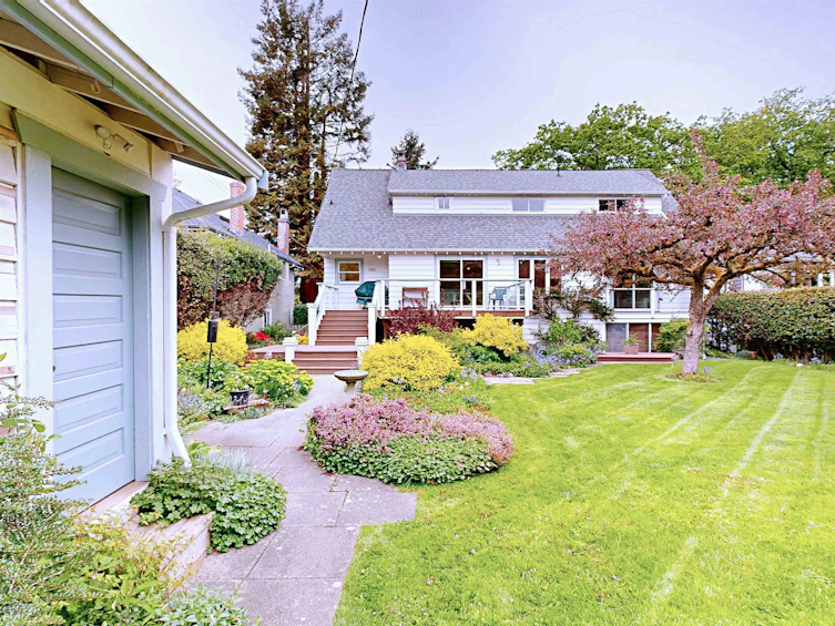 4620 W 14th Avenue, Vancouver, BC, V6R 2Y6 - 5