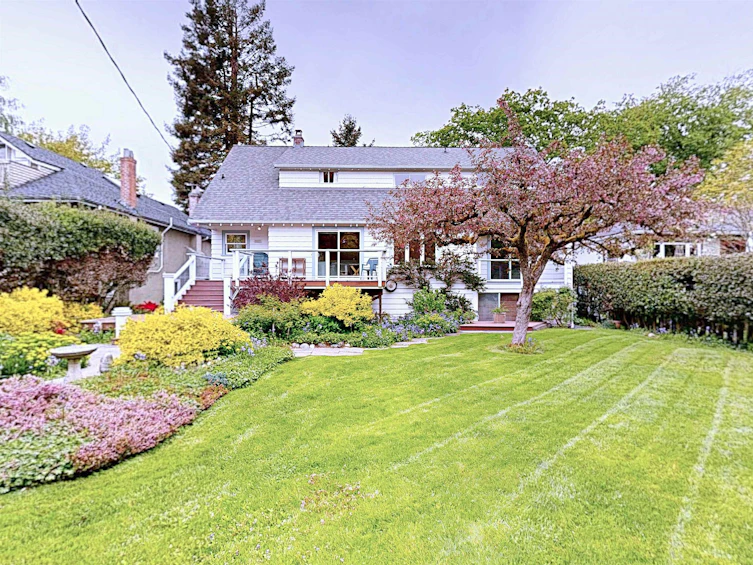 4620 W 14th Avenue, Vancouver, BC, V6R 2Y6 - 3