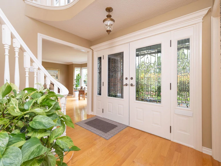 6350 Buckingham Drive, Burnaby, BC, V5E 2A7 - 4