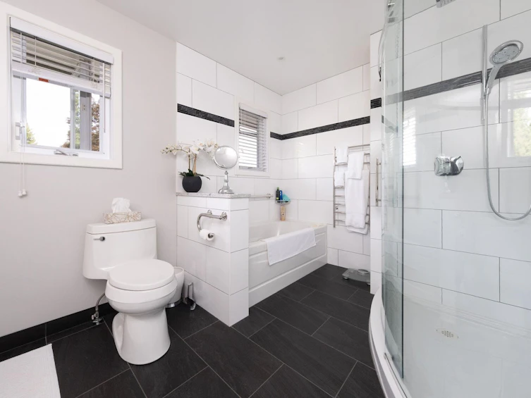 6350 Buckingham Drive, Burnaby, BC, V5E 2A7 - 27