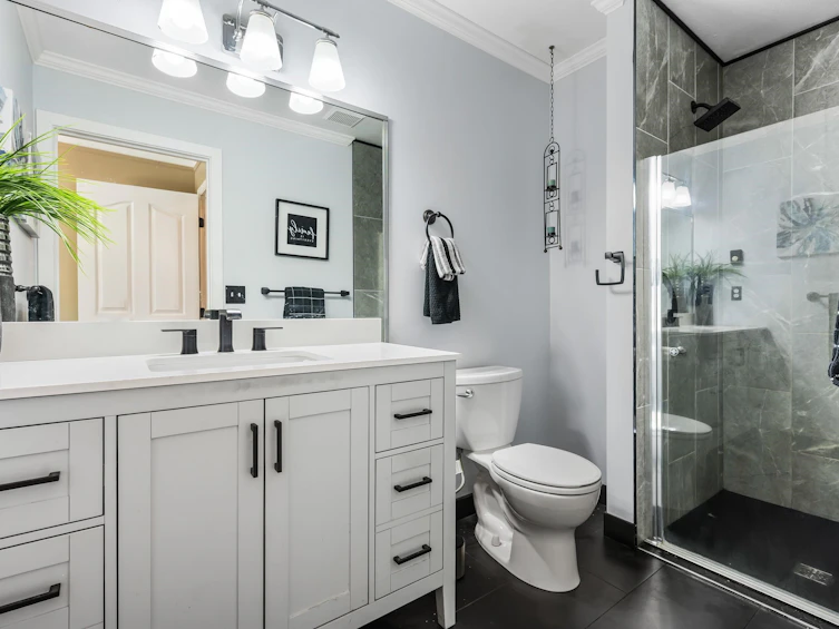 24-46350 Cessna Drive, Chilliwack, BC, V2P 7W3 - 20