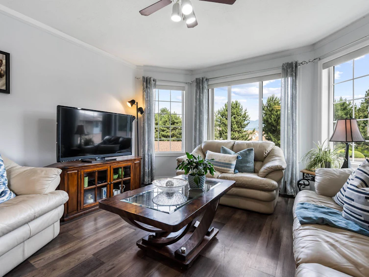 24-46350 Cessna Drive, Chilliwack, BC, V2P 7W3 - 16