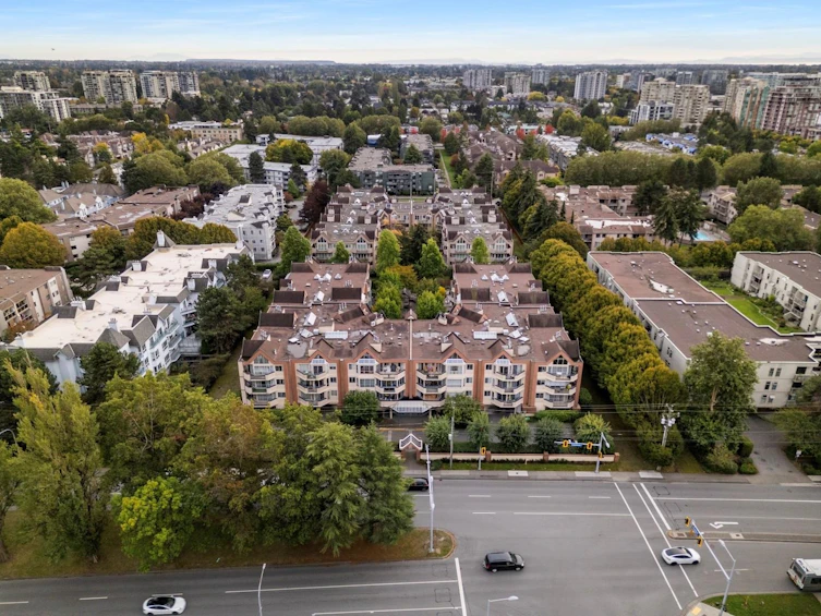 107-8600 Lansdowne Road, Richmond, BC, V6X 3L6 - 27