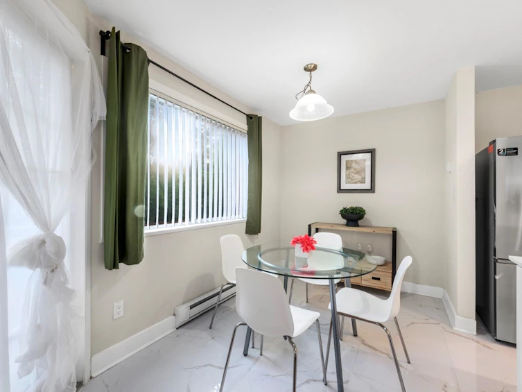 107-8600 Lansdowne Road, Richmond, BC, V6X 3L6 - 10