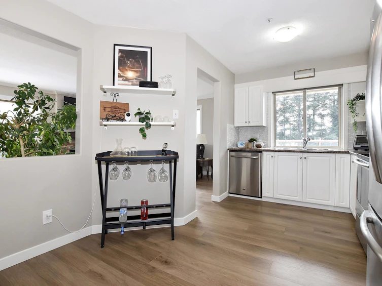 403-33731 Marshall Road, Abbotsford, BC, V2S 1L5 - 4