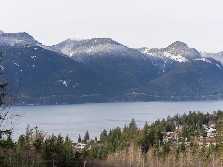 1121 Copper Drive, Squamish, BC, V8B 1J2 - 5