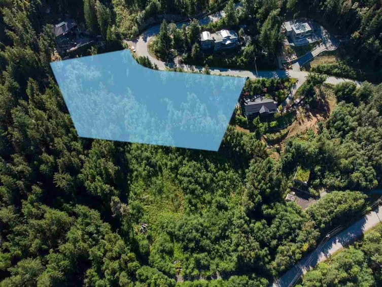 1121 Copper Drive, Squamish, BC, V8B 1J2 - 2