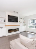 135 3500 Burke Village Promenade