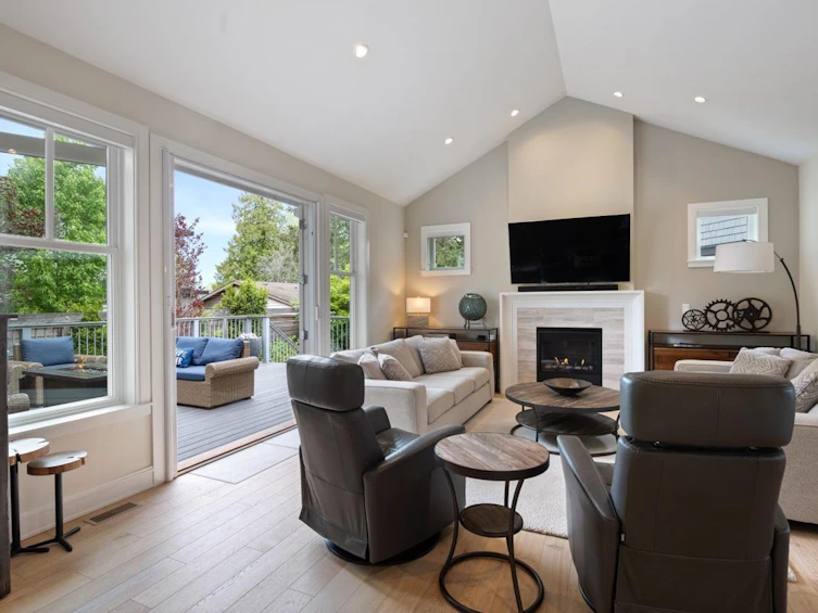 12913 15a Avenue, Surrey, BC, V4A 0B7 - 3
