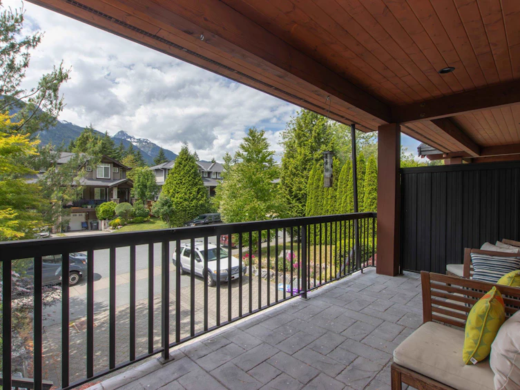 41716 Honey Lane, Squamish, BC, V0N 1H0 - 4