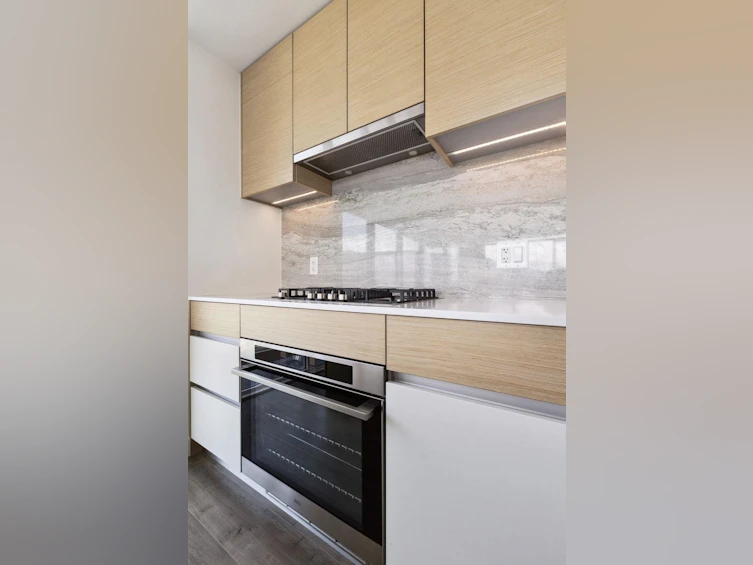 2008-200 Klahanie Court, West Vancouver, BC, V7P 0E4 - 13