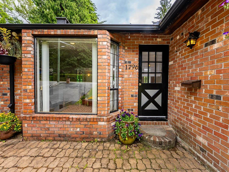 1796 Appin Road, North Vancouver, BC, V7J 2T5 - 3