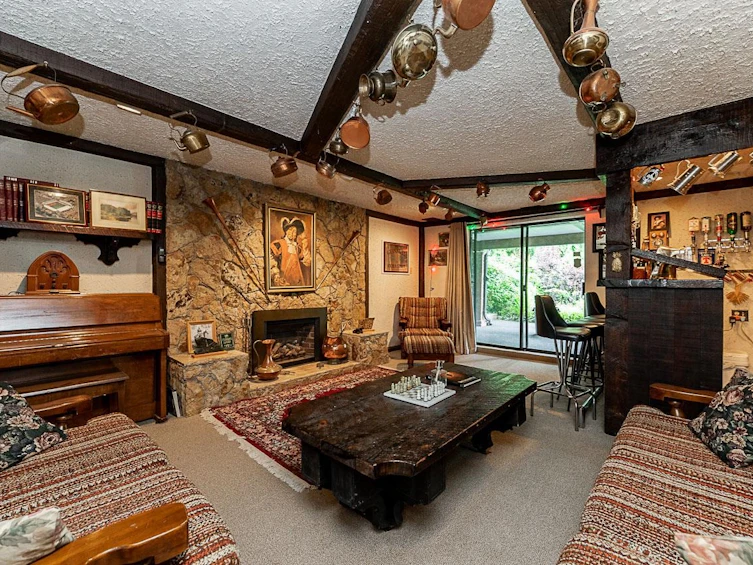 1796 Appin Road, North Vancouver, BC, V7J 2T5 - 27