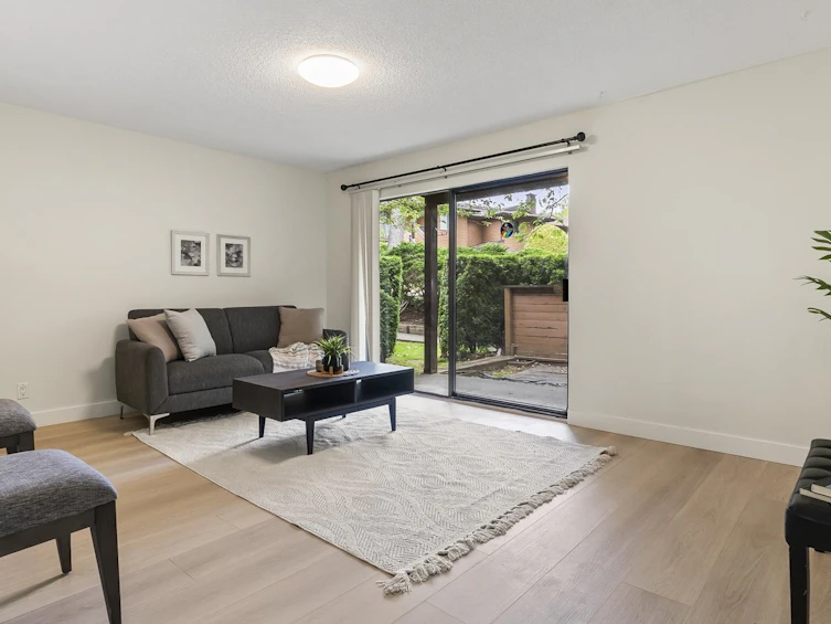 1608-10620 150 Street, Surrey, BC, V3R 7K2 - 2