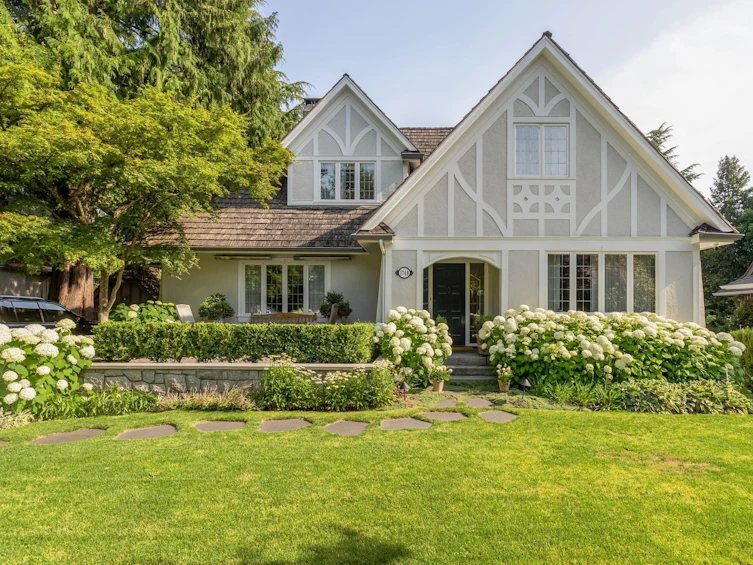 1749 W 38th Avenue, Vancouver, BC, V6M 1R7