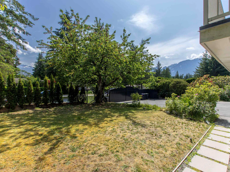 2565 The Boulevard, Squamish, BC, V0N 1H0 - 39
