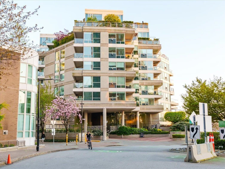 302-1600 Hornby Street, Vancouver, BC, V6Z 2S4 - 35