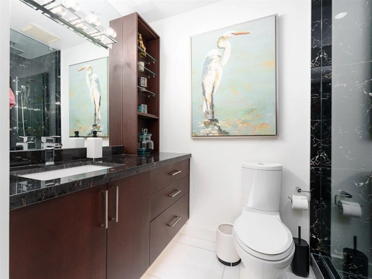 302-1600 Hornby Street, Vancouver, BC, V6Z 2S4 - 24