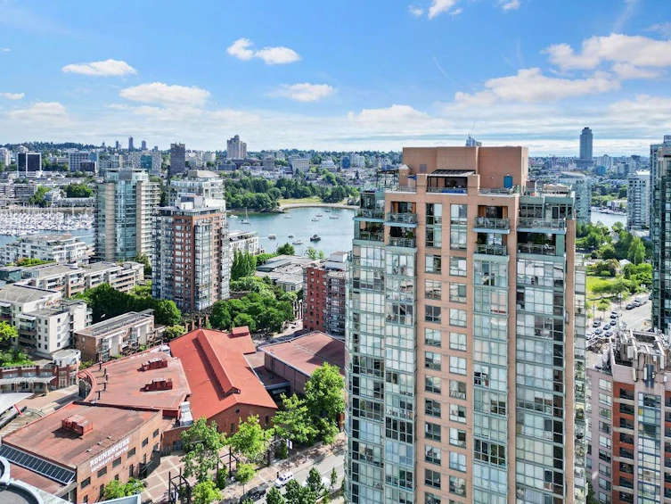 205-212 Davie Street, Vancouver, BC, V6B 5Z4