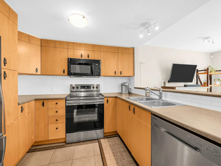 28-7428 Southwynde Avenue, Burnaby, BC, V3N 0A1 - 10