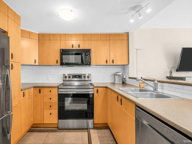 28-7428 Southwynde Avenue, Burnaby, BC, V3N 0A1 - 9