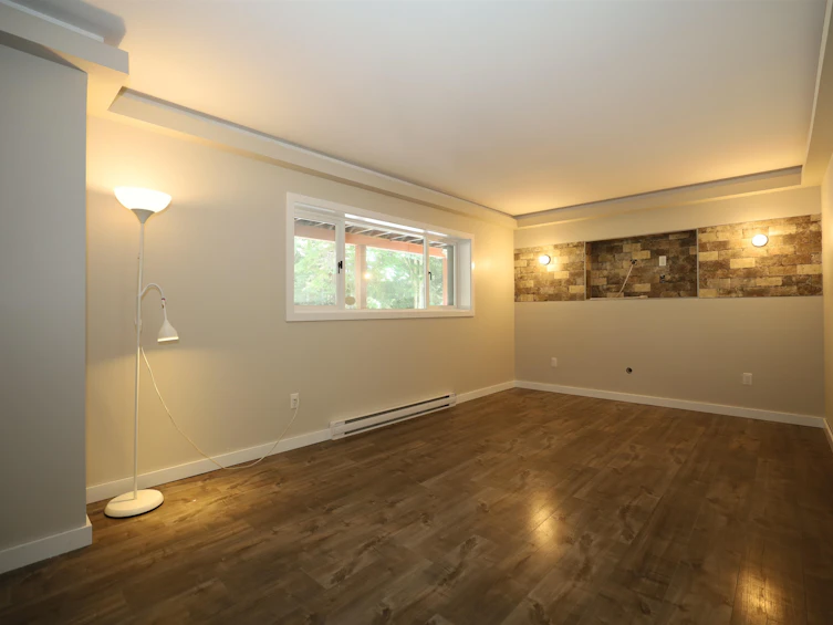 1747 Hanbury Road, Roberts Creek, BC, V0N 2W1 - 33