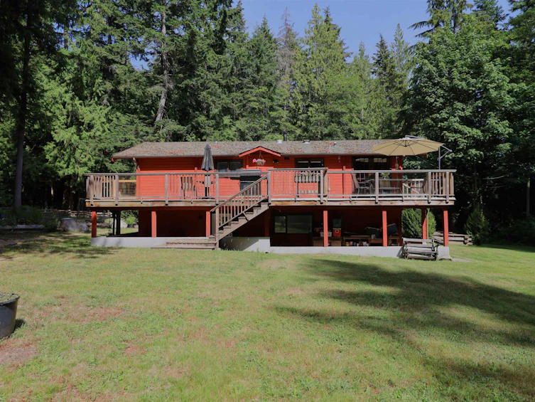 1747 Hanbury Road, Roberts Creek, BC, V0N 2W1 - 4