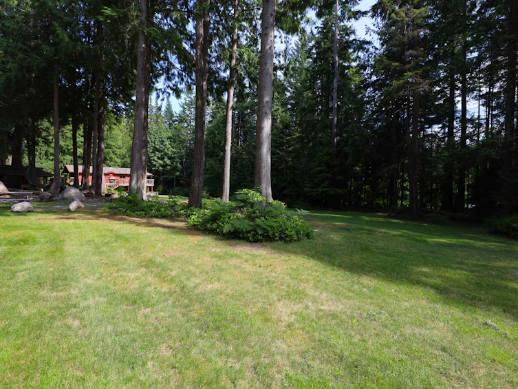 1747 Hanbury Road, Roberts Creek, BC, V0N 2W1 - 9