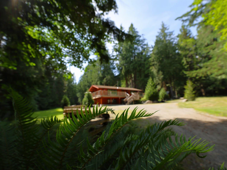 1747 Hanbury Road, Roberts Creek, BC, V0N 2W1 - 18