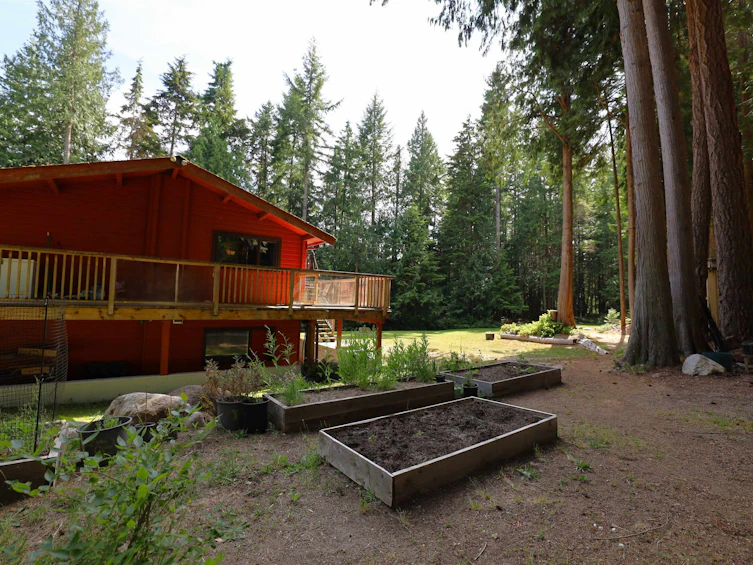 1747 Hanbury Road, Roberts Creek, BC, V0N 2W1 - 15