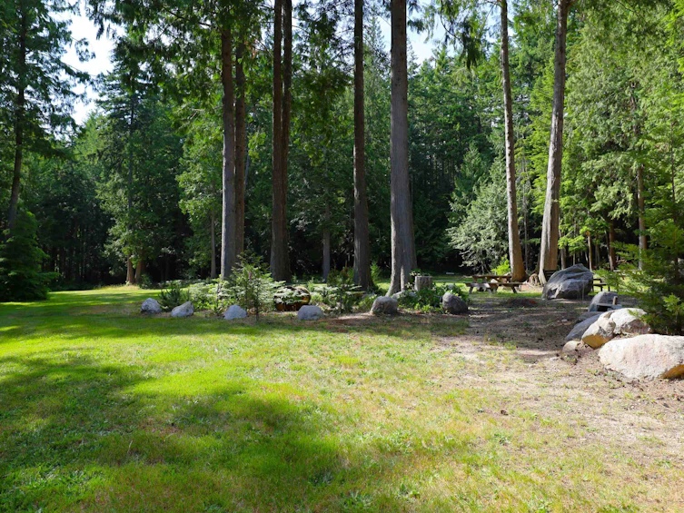 1747 Hanbury Road, Roberts Creek, BC, V0N 2W1 - 6